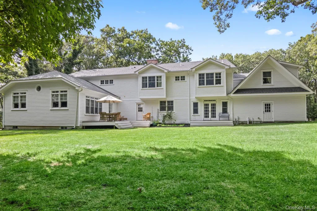15 Intervale Road Setauket NY 11733
