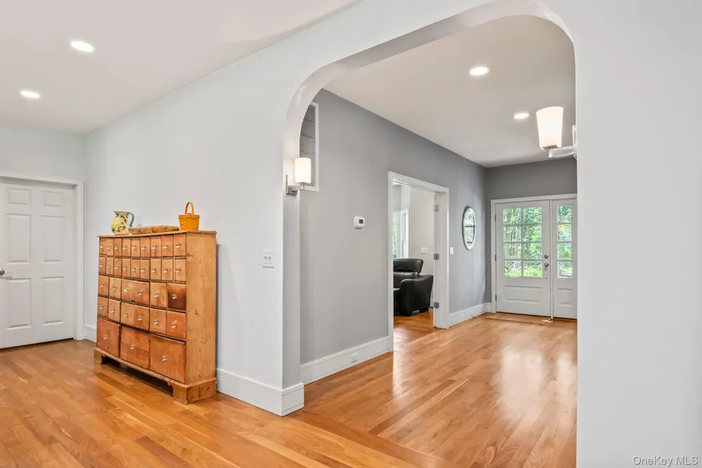 15 Intervale Road Setauket NY 11733
