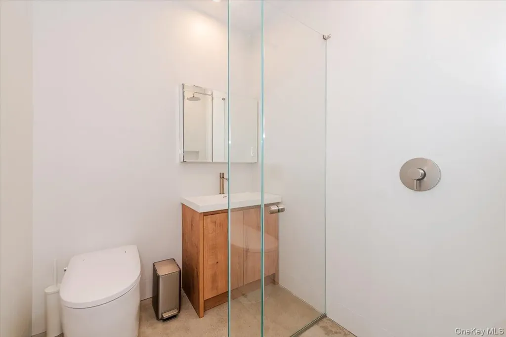 2105 Bay Boulevard Atlantic Beach NY 11509