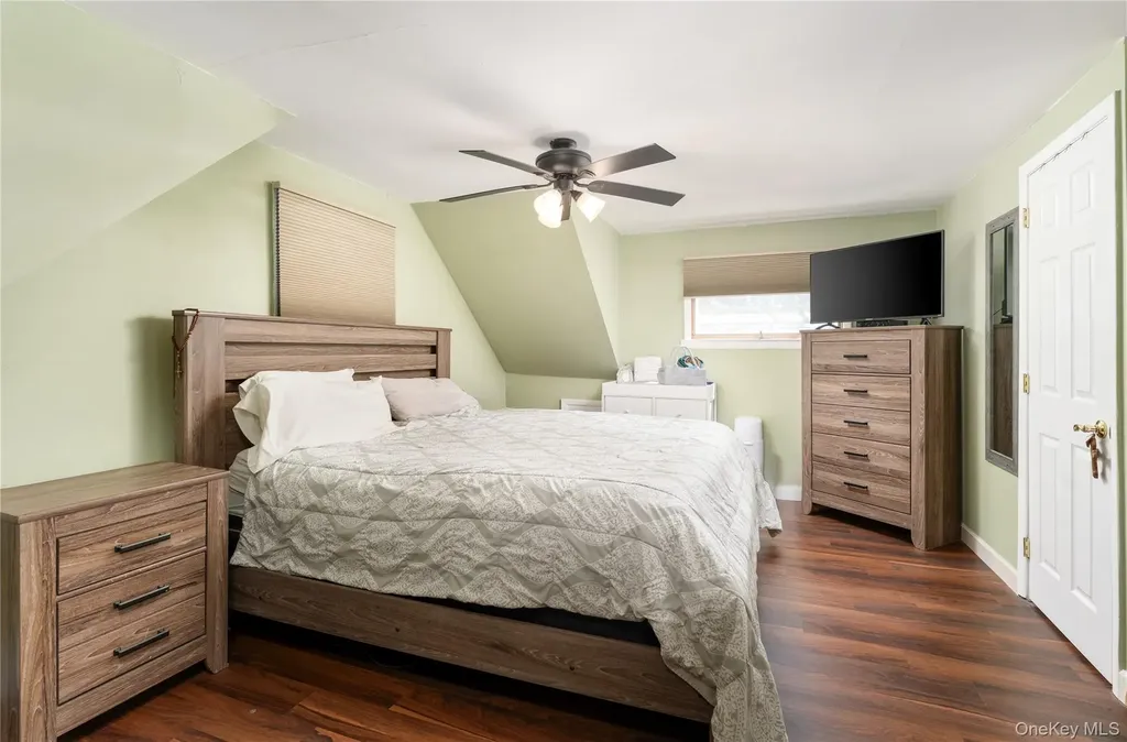 55 Robinson Street Shoreham NY 11786