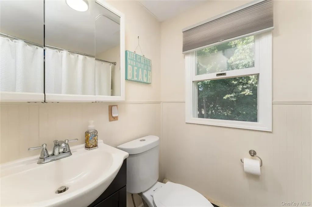 55 Robinson Street Shoreham NY 11786