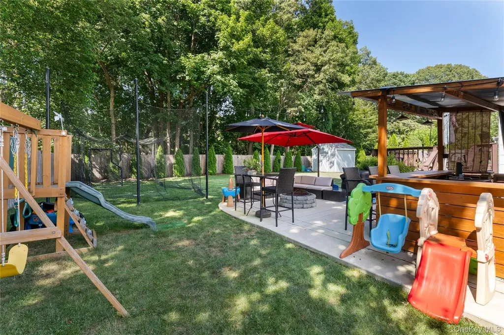 55 Robinson Street Shoreham NY 11786
