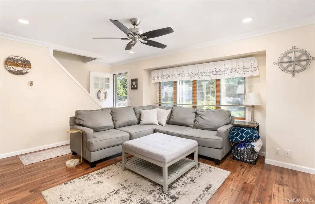 55 Robinson Street Shoreham NY 11786