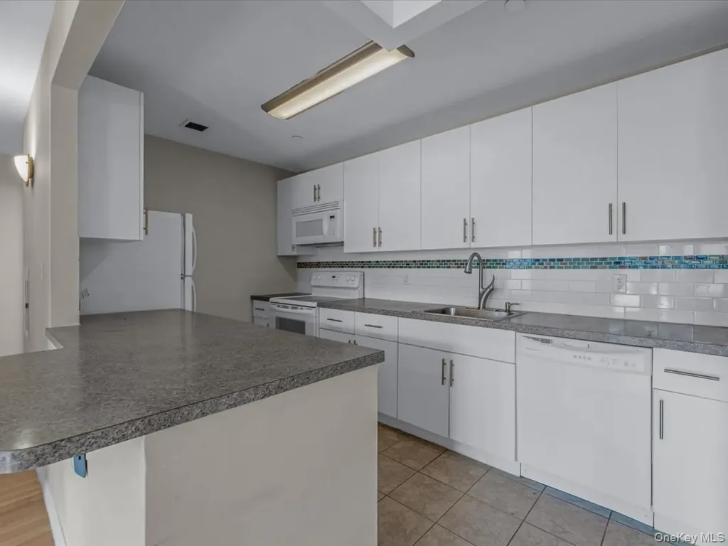 715 Fox Street Bronx NY 10455