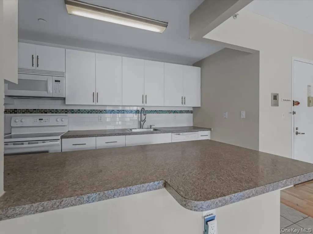 715 Fox Street Bronx NY 10455