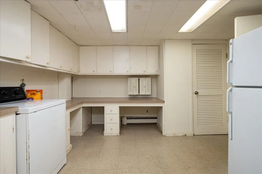 10 Seneca Drive Massapequa NY 11758