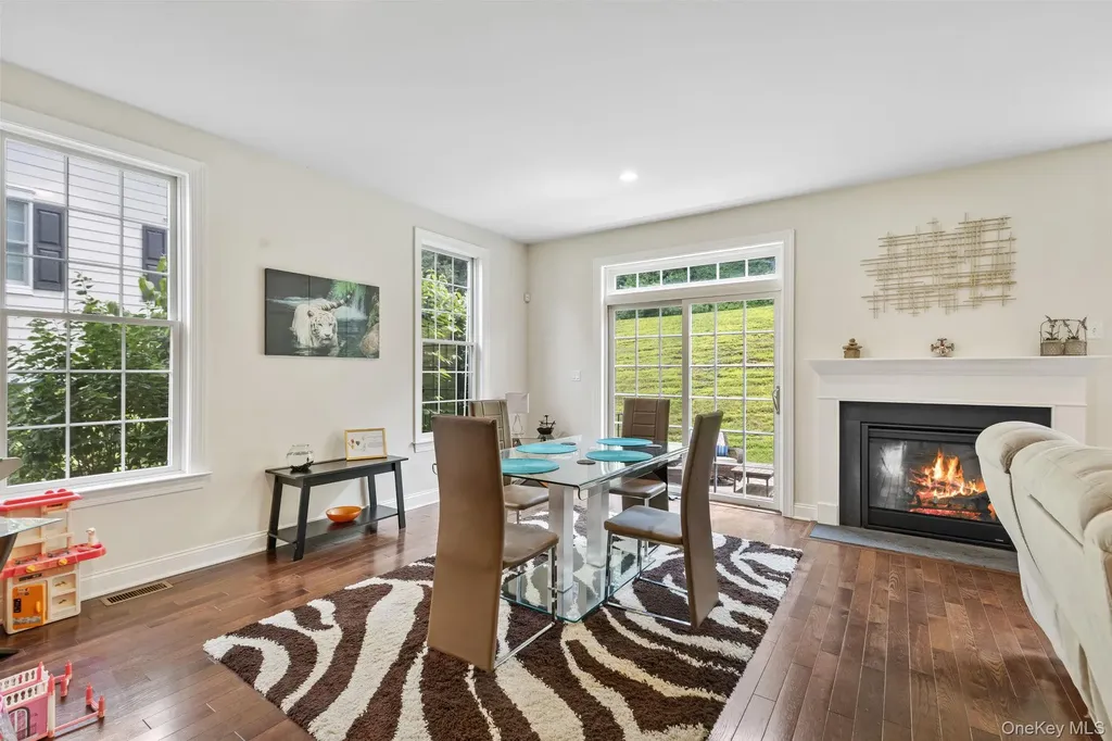 19 Dennis Lane Pleasantville NY 10570
