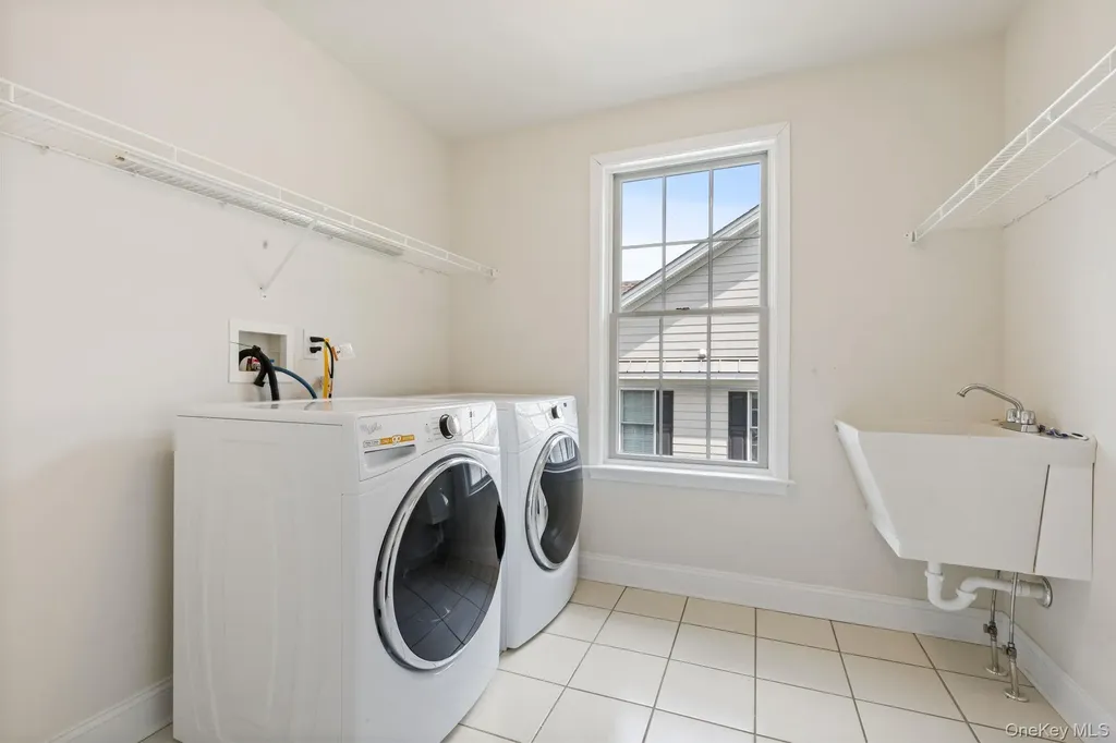 19 Dennis Lane Pleasantville NY 10570