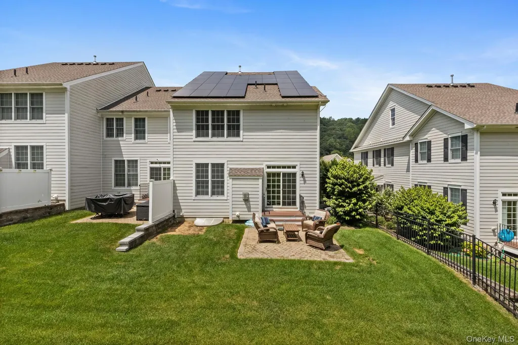 19 Dennis Lane Pleasantville NY 10570