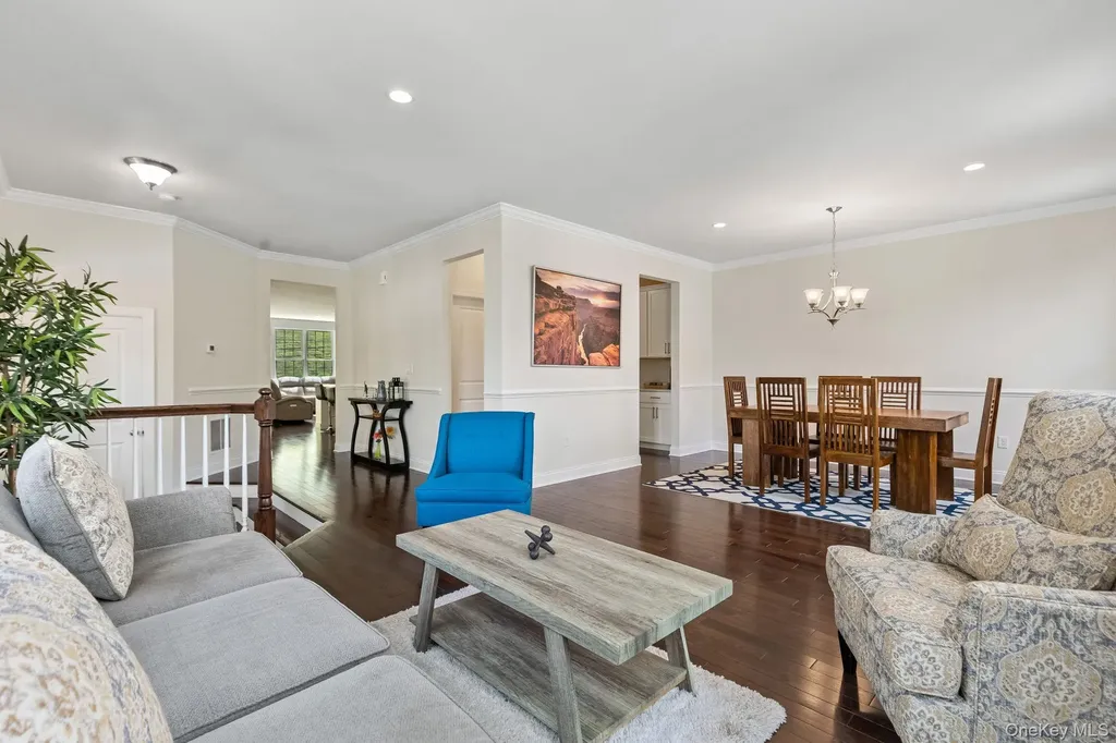 19 Dennis Lane Pleasantville NY 10570