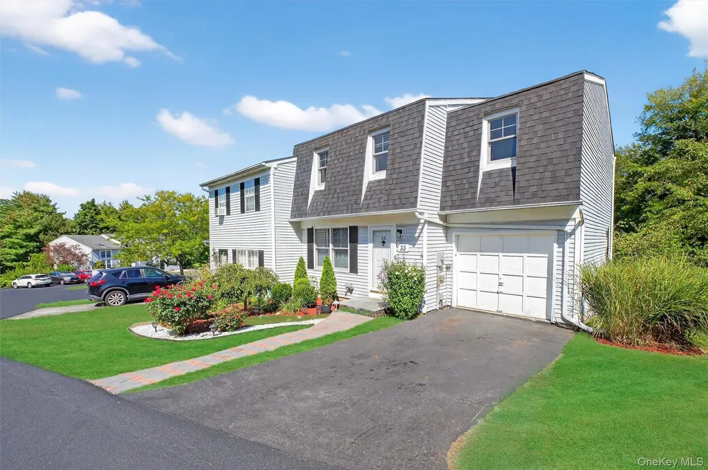 33 Aspen Court Fishkill NY 12524