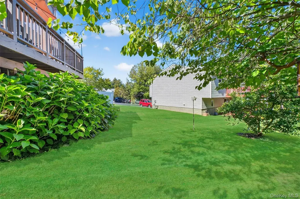33 Aspen Court Fishkill NY 12524