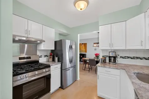 33 Aspen Court Fishkill NY 12524