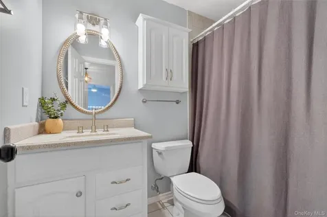 33 Aspen Court Fishkill NY 12524