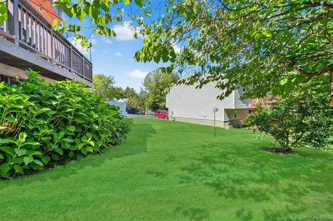 33 Aspen Court Fishkill NY 12524