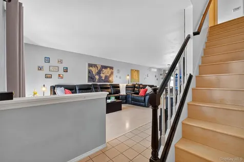 33 Aspen Court Fishkill NY 12524