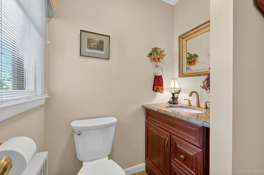 18 Wellesley Place Fishkill NY 12524