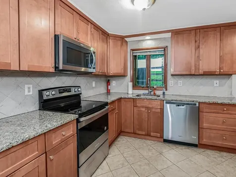 31 Warren Drive Patterson NY 12563