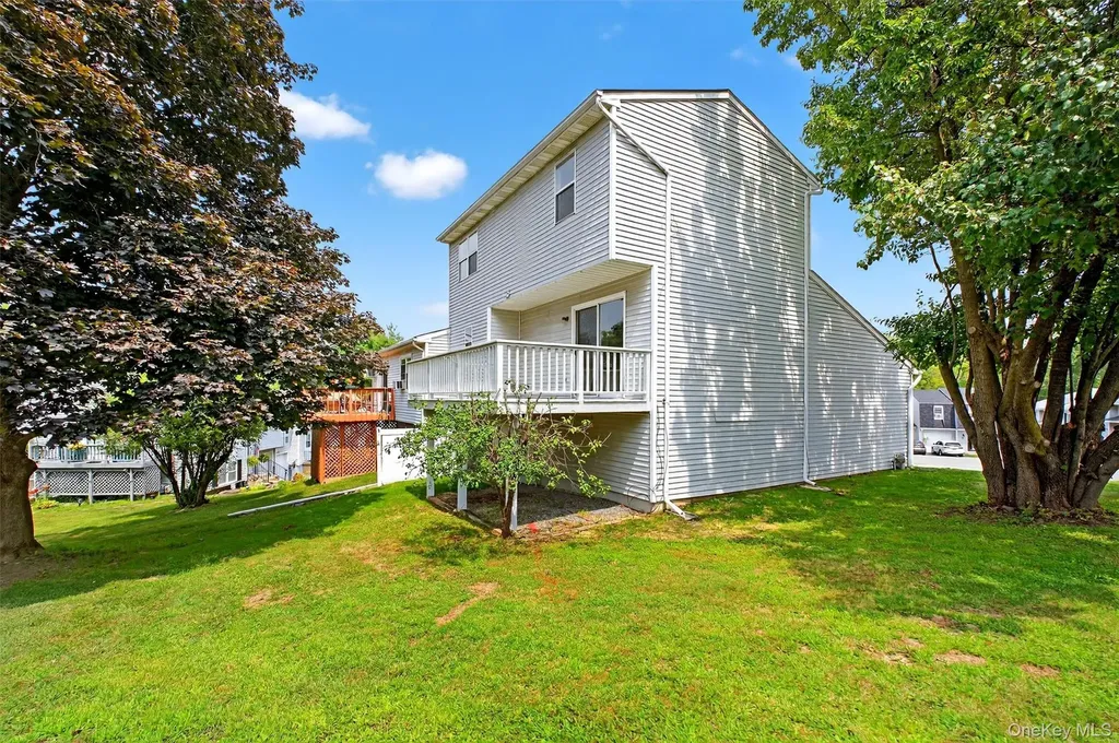 20 Aspen Court Fishkill NY 12524