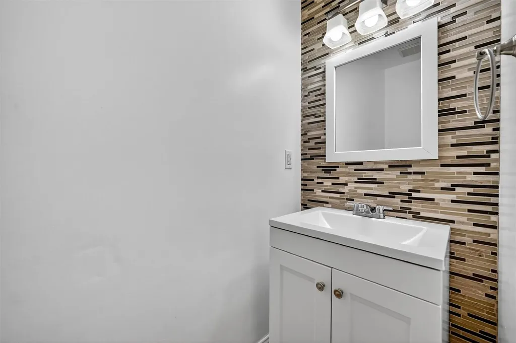 131 Evan Road Warwick NY 10990