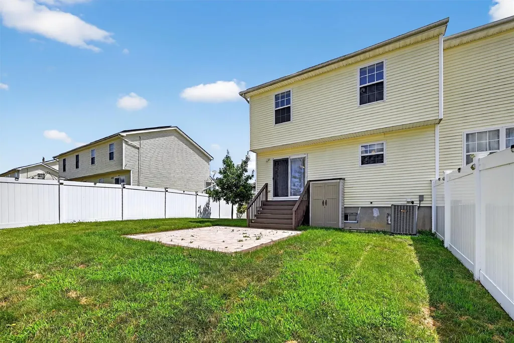 131 Evan Road Warwick NY 10990