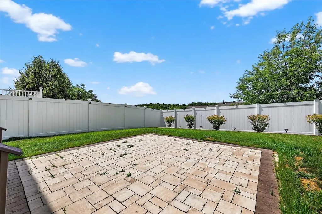 131 Evan Road Warwick NY 10990