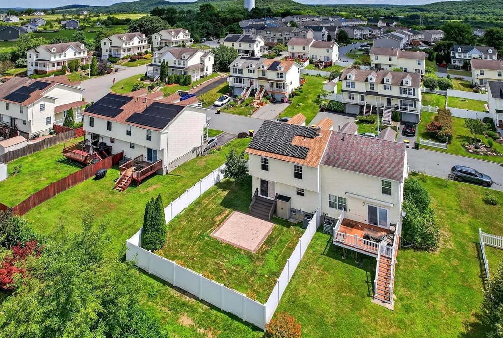 131 Evan Road Warwick NY 10990