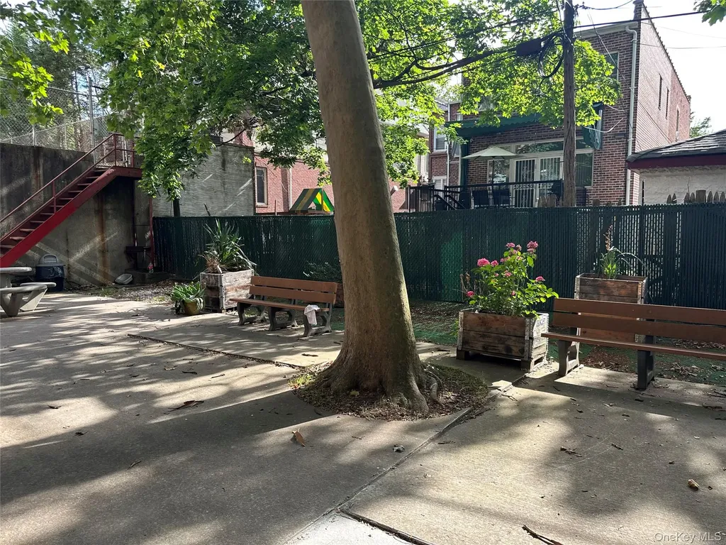 1530 E 8th Street Brooklyn NY 11230