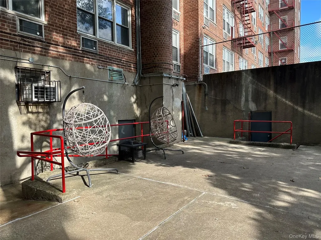 1530 E 8th Street Brooklyn NY 11230