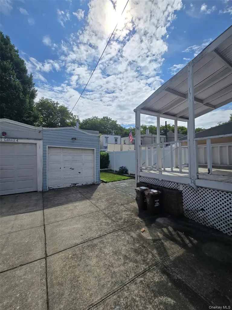 7733 79th Street Glendale NY 11385