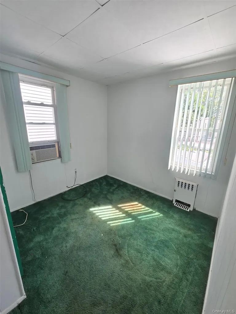 7733 79th Street Glendale NY 11385