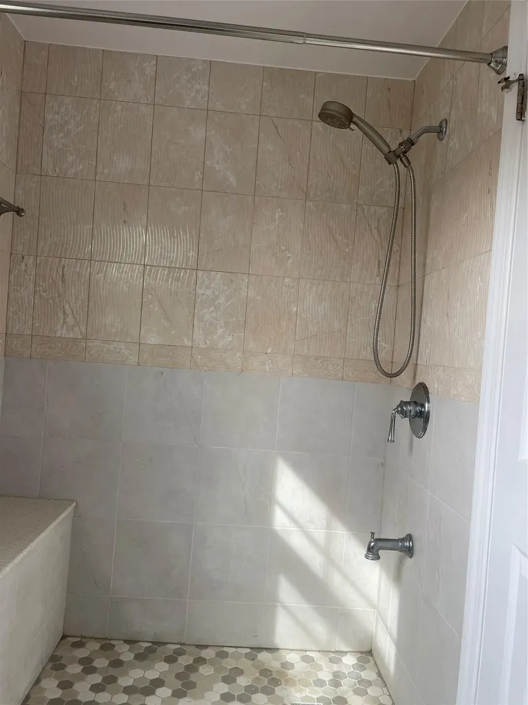 8 Mosshill Place Stony Brook NY 11790