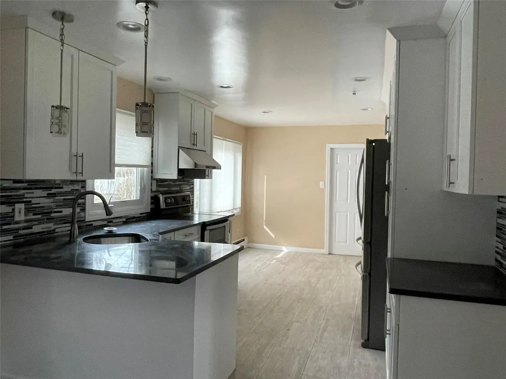 8 Mosshill Place Stony Brook NY 11790
