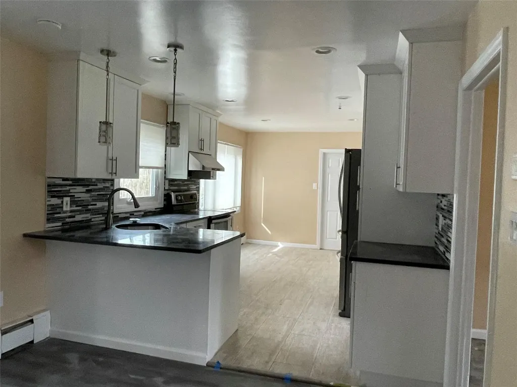 8 Mosshill Place Stony Brook NY 11790