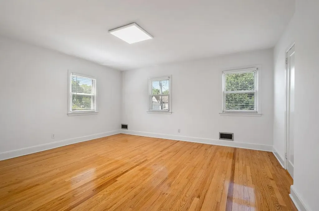 82 Linden Avenue Pelham NY 10803
