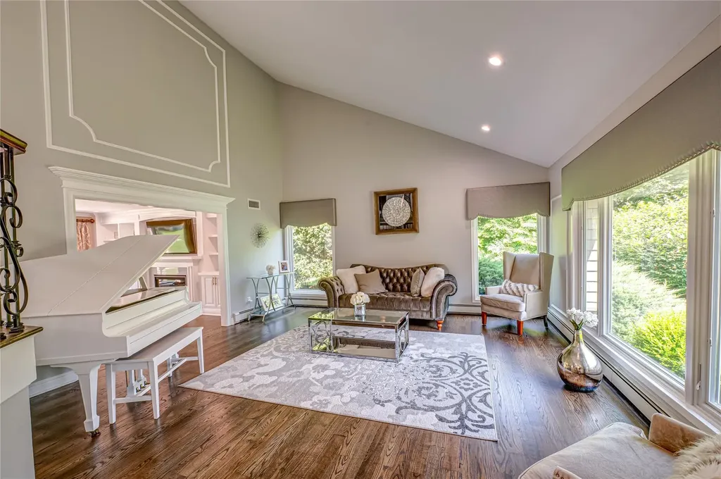 3 Ashleigh Drive Saint James NY 11780