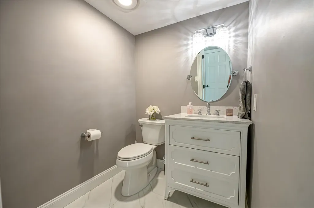 3 Ashleigh Drive Saint James NY 11780