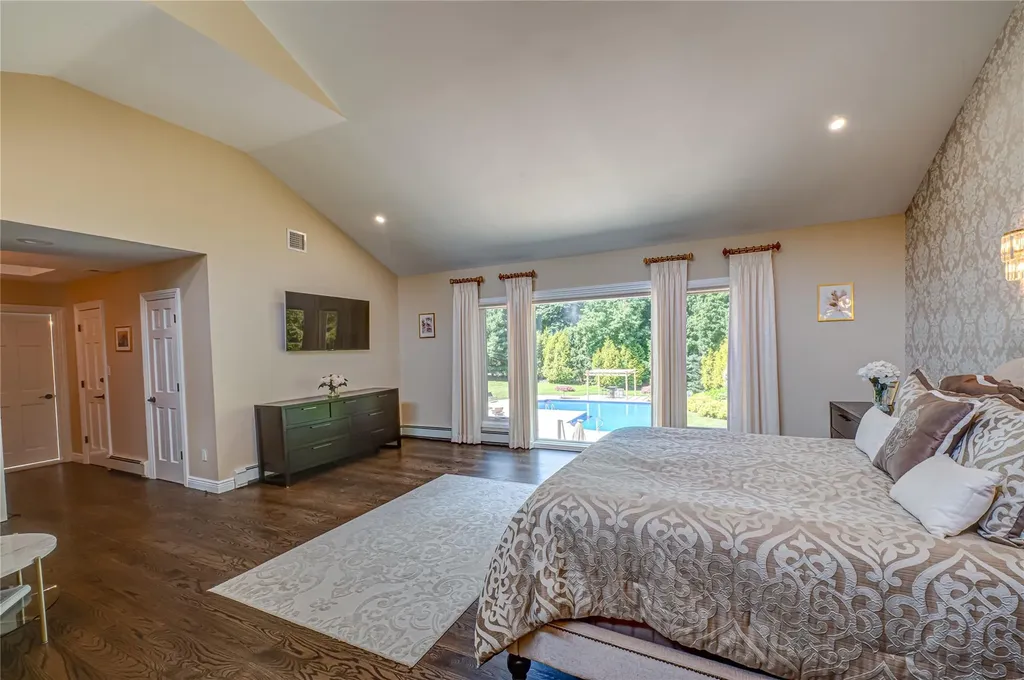 3 Ashleigh Drive Saint James NY 11780