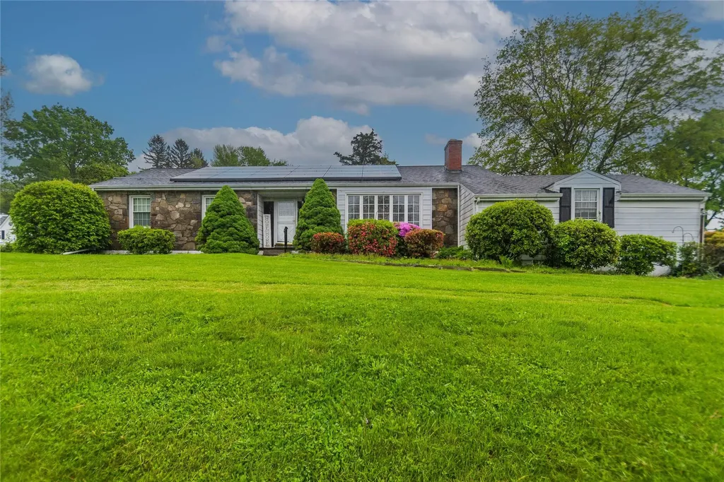 37 Clover Hill Drive Poughkeepsie NY 12603