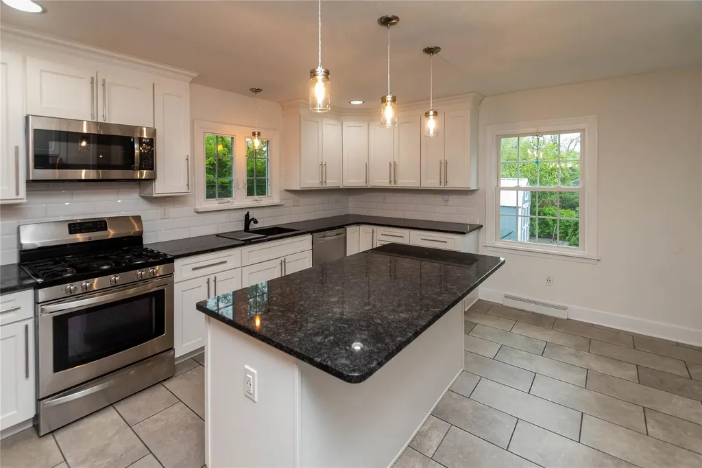 37 Clover Hill Drive Poughkeepsie NY 12603