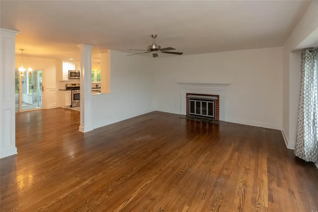 37 Clover Hill Drive Poughkeepsie NY 12603