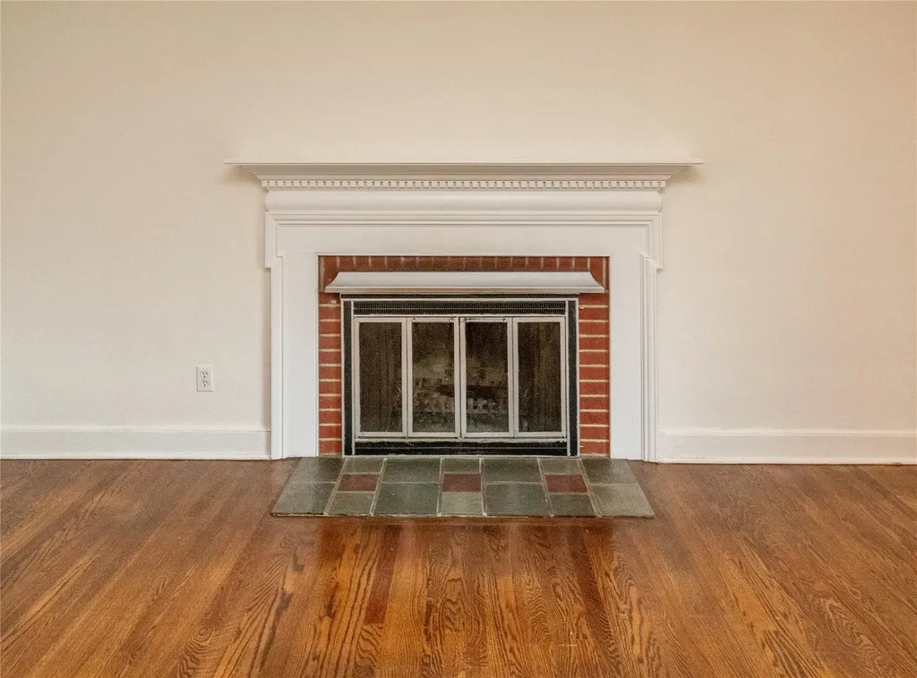 37 Clover Hill Drive Poughkeepsie NY 12603