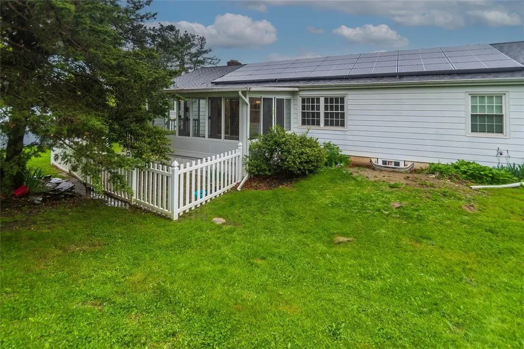 37 Clover Hill Drive Poughkeepsie NY 12603