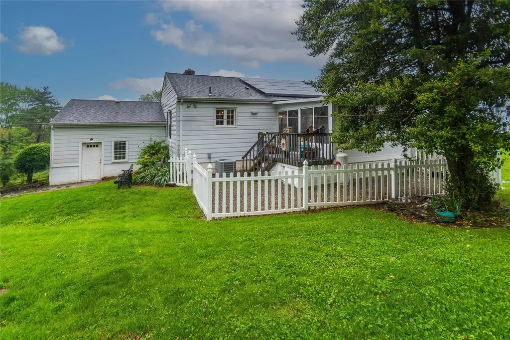 37 Clover Hill Drive Poughkeepsie NY 12603