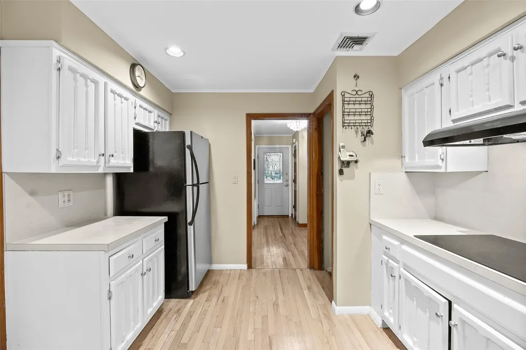 3067 Johnson Place Wantagh NY 11793