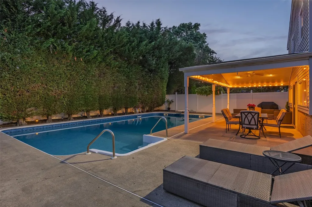 3067 Johnson Place Wantagh NY 11793