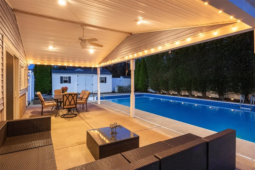 3067 Johnson Place Wantagh NY 11793