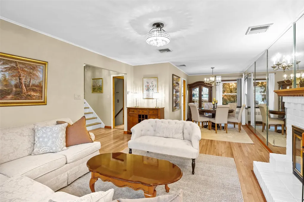 3067 Johnson Place Wantagh NY 11793