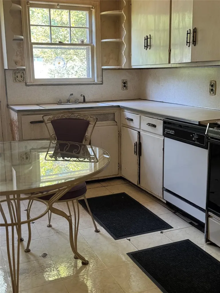 45 White Road Scarsdale NY 10583
