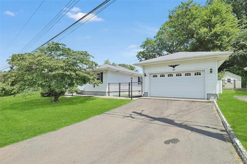 25 Minerick Drive Stony Point NY 10980